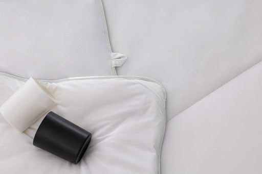 MLILY Super Cooling Duvet bedroom lifestyle image