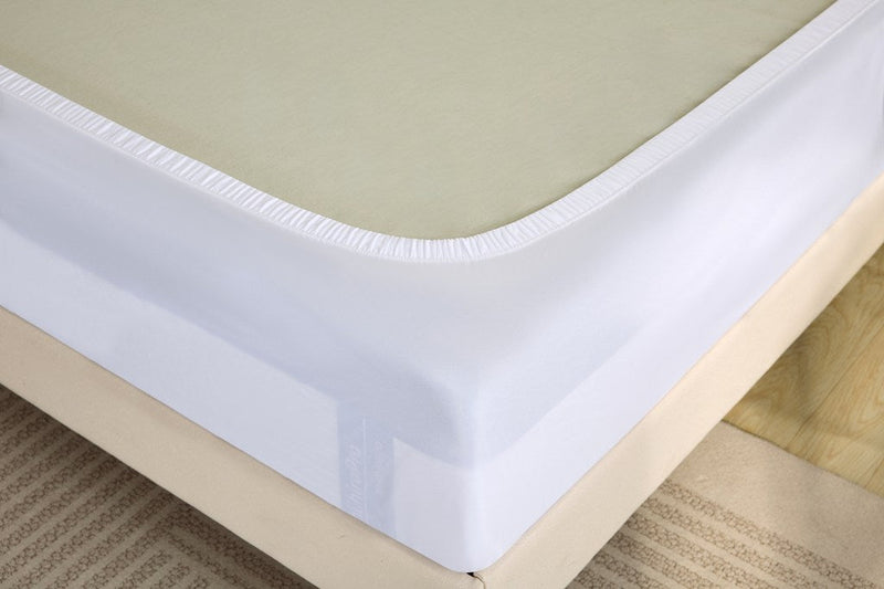 MLILY 5-Sided Rayon Bamboo Mattress Protector lifestyle detail