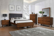 Robyn 5-piece Eastern King Bedroom Set Dark Walnut