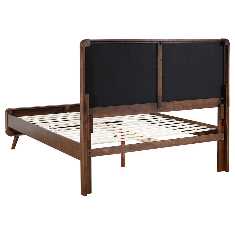 Robyn 5-piece Queen Bedroom Set Dark Walnut - detail 4