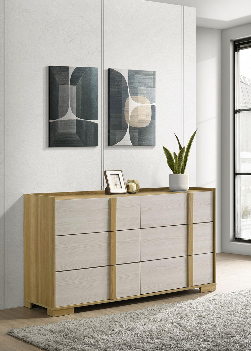 Hyland Bedroom Set