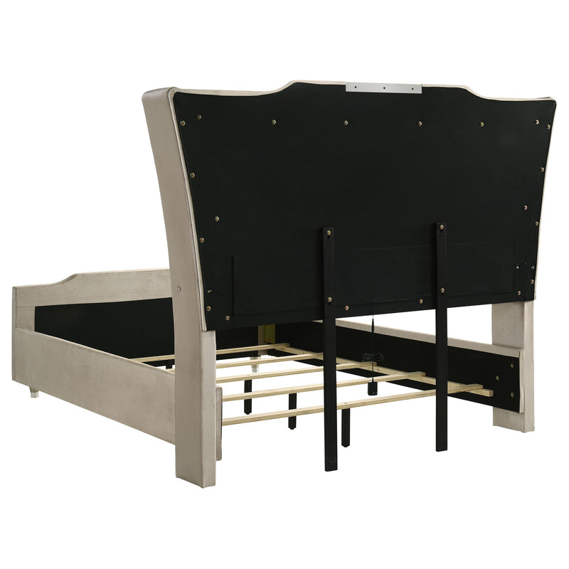 Lorient 5-piece Queen Bedroom Set Ivory and Camel - detail 4
