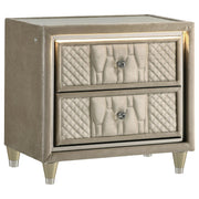 Lorient 5-piece Queen Bedroom Set Ivory and Camel - detail 5