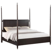 Emberlyn Wood Queen Poster Bed Brown - detail 4