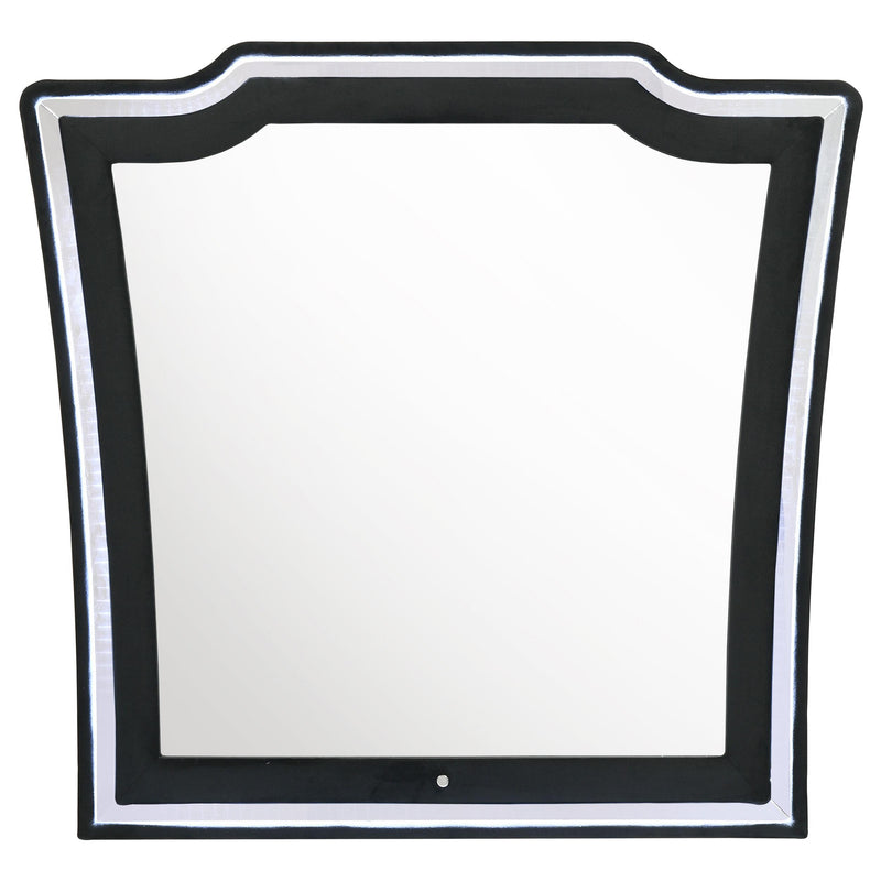 Lorient LED Dresser Mirror Black - detail 3