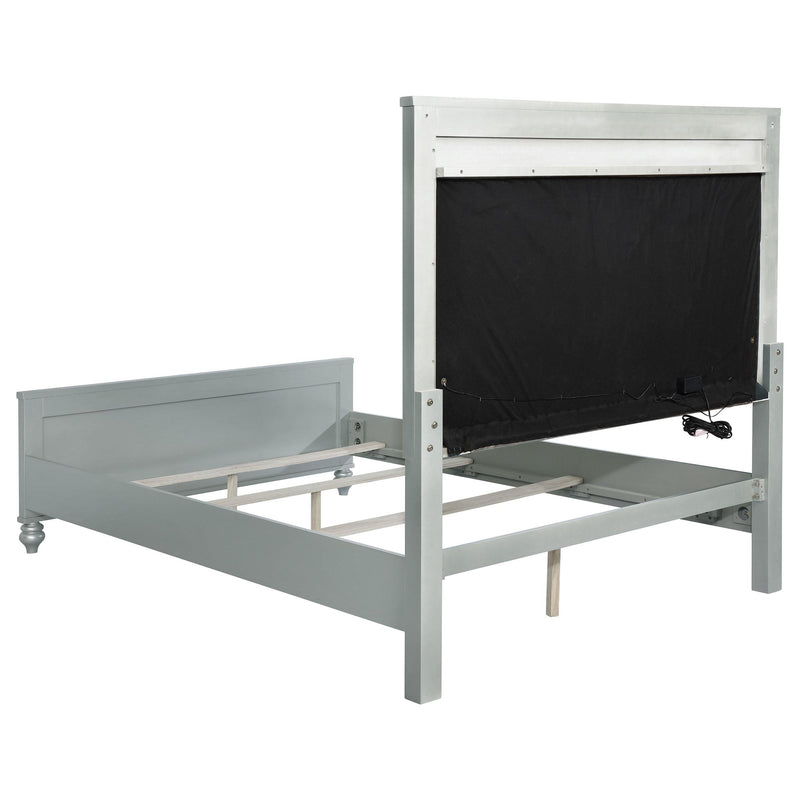 Gunnison 5-piece Queen Bedroom Set Silver Metallic - detail 4