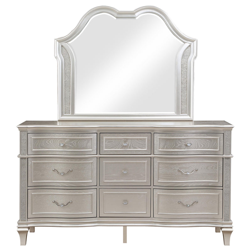 Evangeline 9-drawer Dresser with Mirror Silver Oak - detail 3