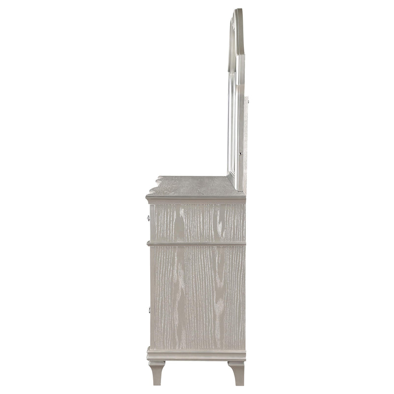 Evangeline 9-drawer Dresser with Mirror Silver Oak - detail 5