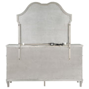 Evangeline 9-drawer Dresser with Mirror Silver Oak - detail 7