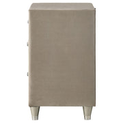 Antonella Upholstered 3-drawer Nightstand Ivory and Camel - detail 5
