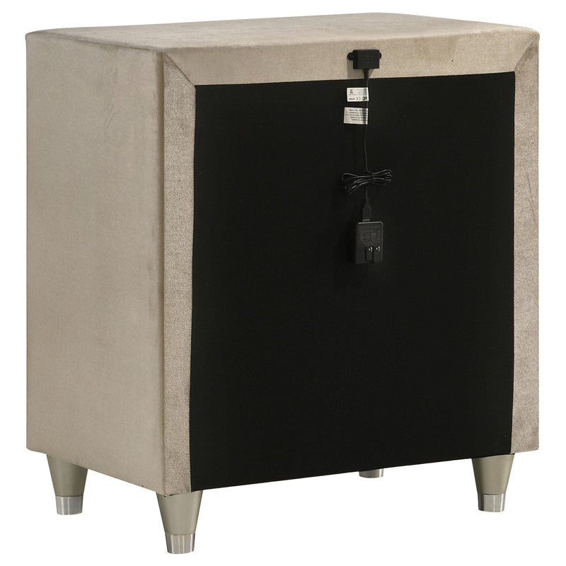Antonella Upholstered 3-drawer Nightstand Ivory and Camel - detail 6