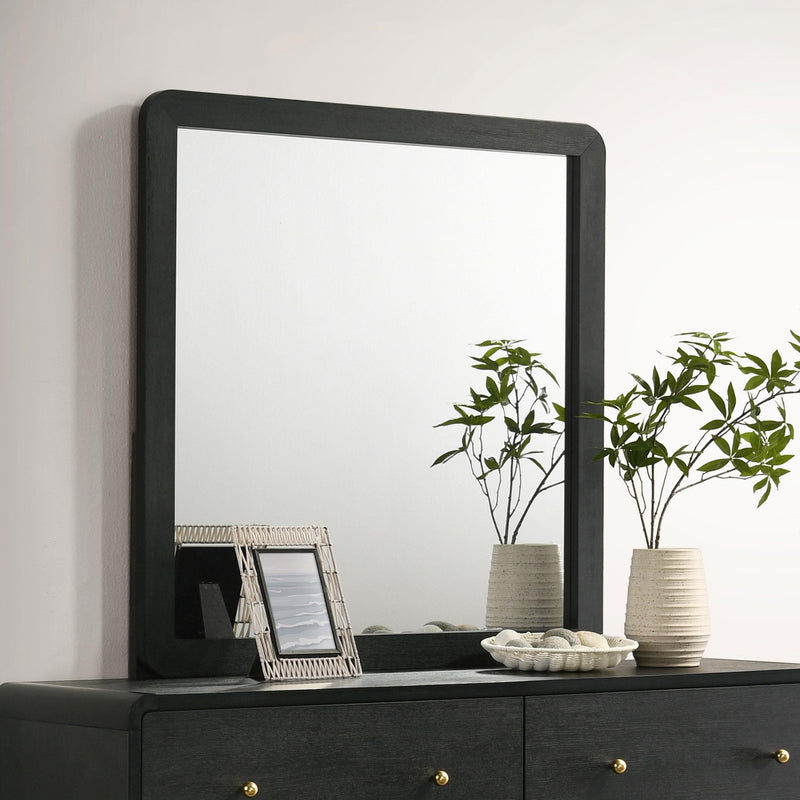 Cavelle Bedroom Set