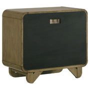 Amsbury 5-piece Queen Bedroom Set Nutmeg - detail 6