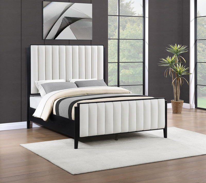 Brookmead Bedroom Set (Upholstered Bed)