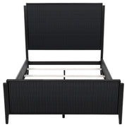 Brookmead Wood Queen Panel Bed Black - detail 4