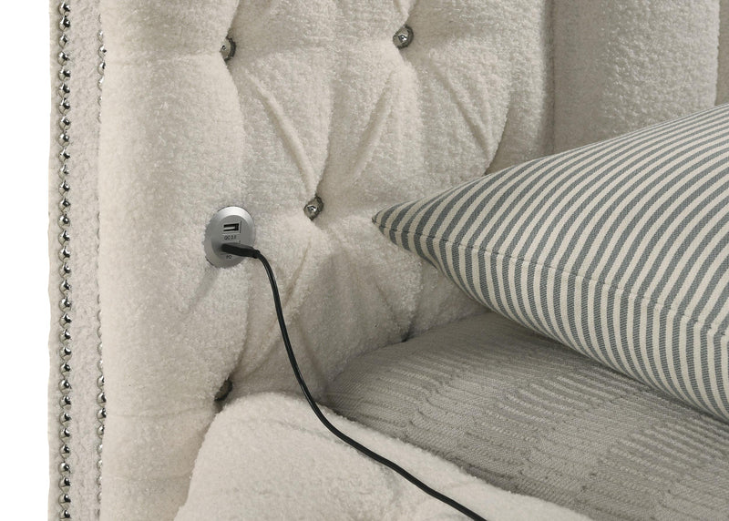Sonya 5-piece Upholstered Queen Bedroom Set Ivory - detail 5