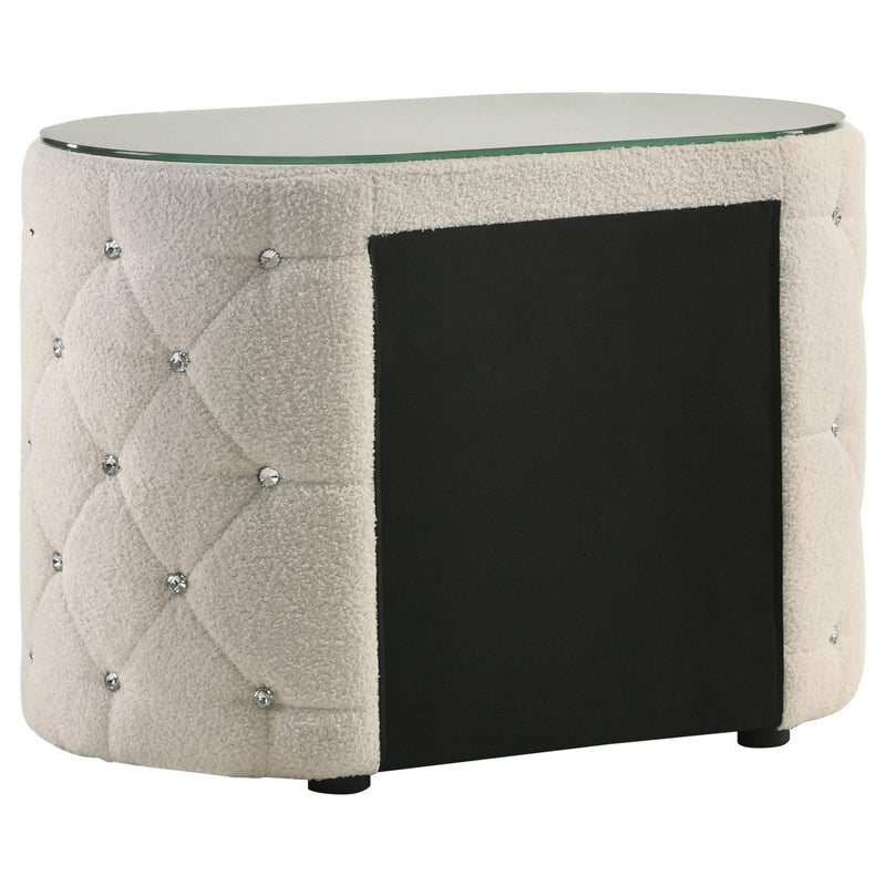 Sonya 5-piece Upholstered Queen Bedroom Set Ivory - detail 7