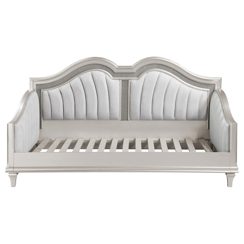 Evangeline Upholstered Twin Daybed Silver Oak - detail 4