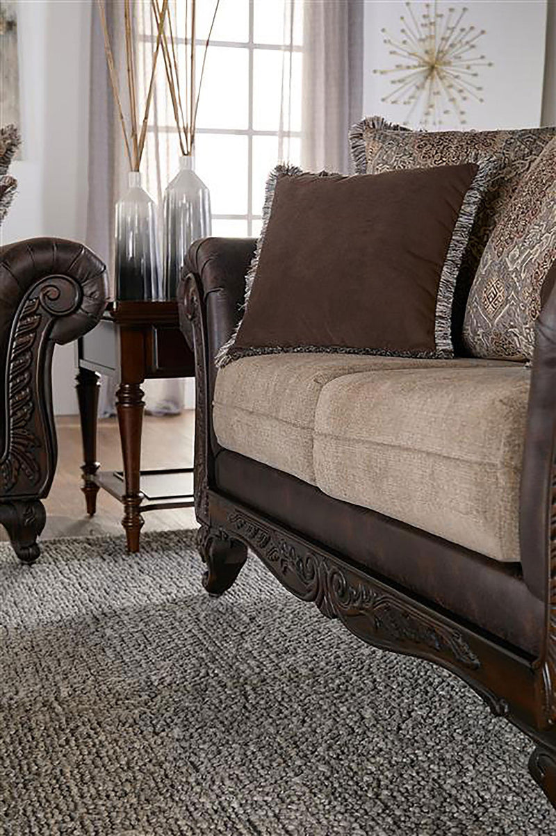 Elmbrook Upholstered Rolled Arm Loveseat