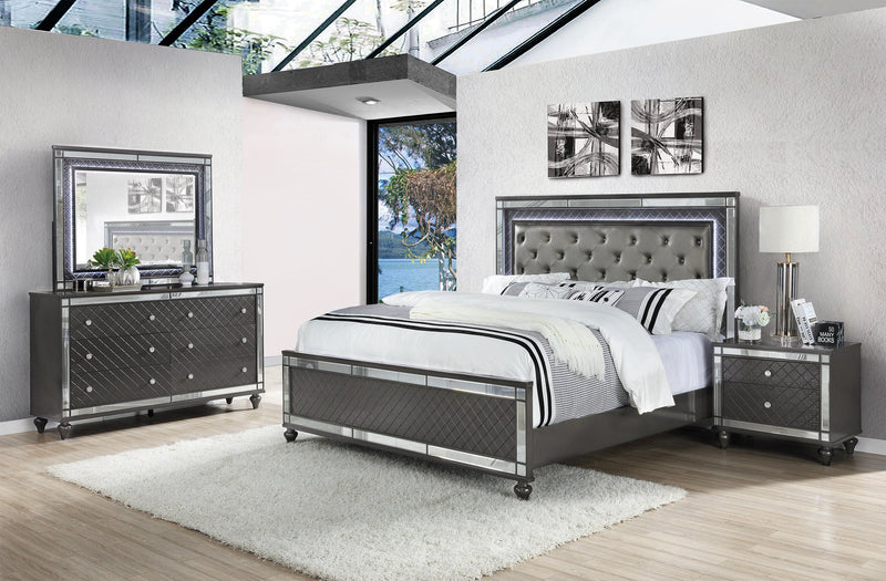 Crownmark Refino Chest