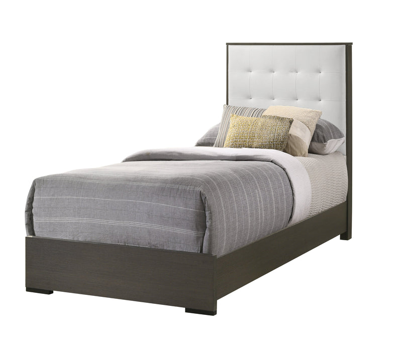 Crownmark Sharpe Bed