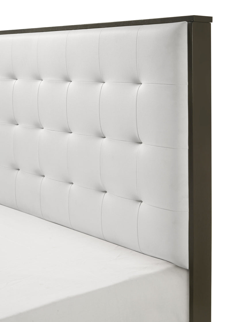Crownmark Sharpe Bed