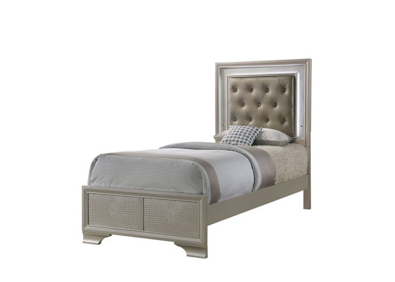 Crownmark Lyssa Bedroom Set