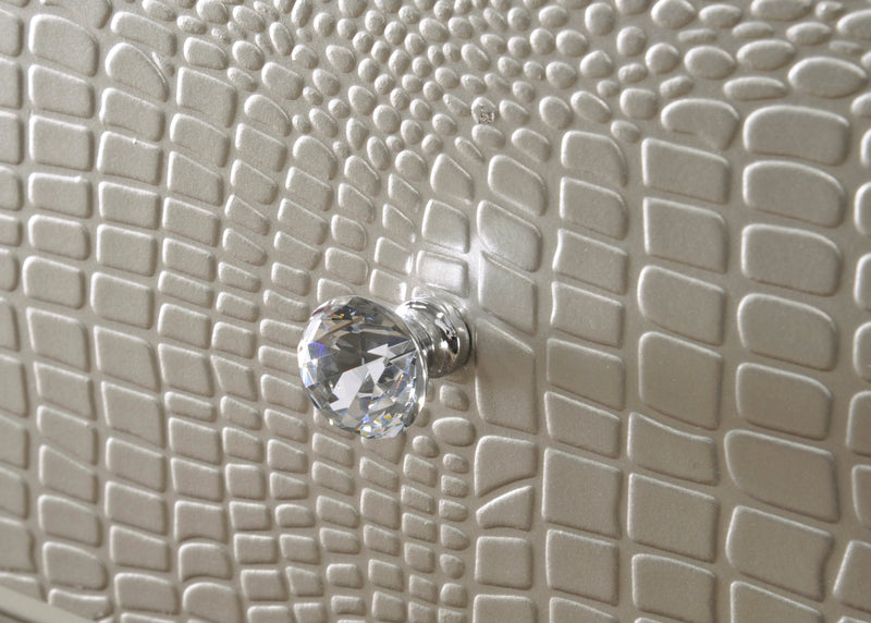 Crownmark Lyssa Bed