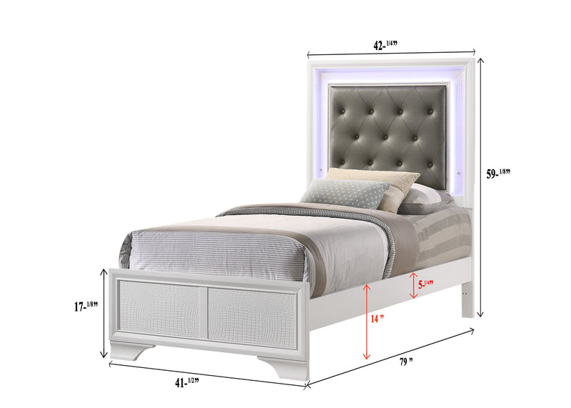 Crownmark Lyssa Bedroom Set - Frost