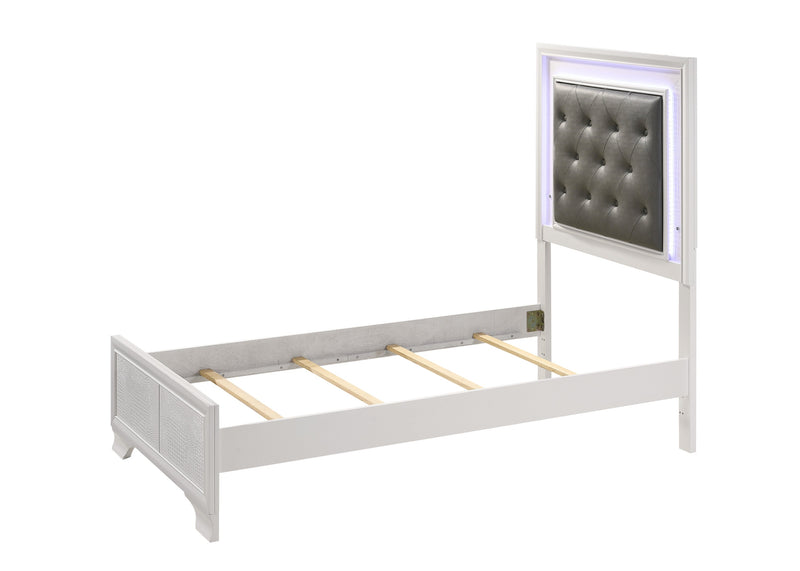 Crownmark Lyssa Bedroom Set - Frost