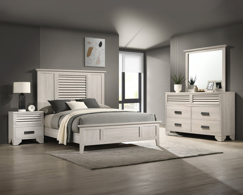 Crownmark Sarter Chest - White