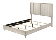 Crownmark Nyomi Bed - White