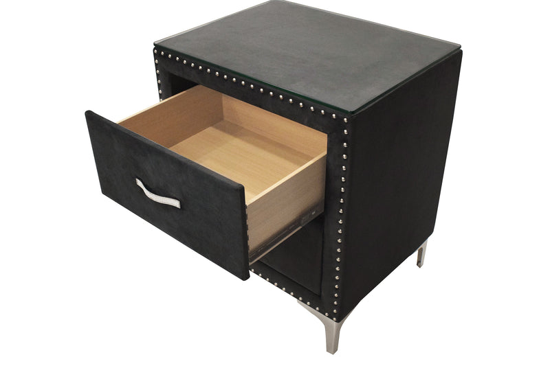 Crownmark Lucinda Bedroom Set - Black